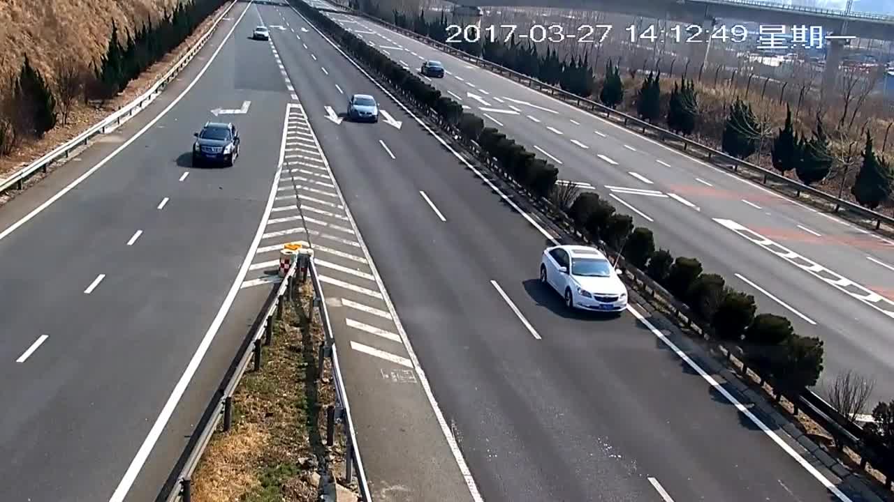 配电柜拼柜安装